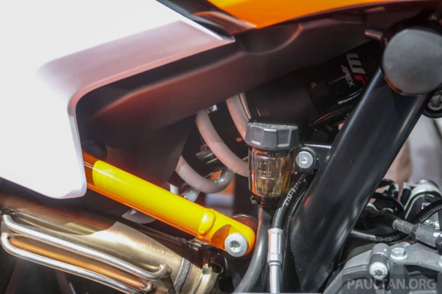Ktm 890 smt 2024 hiện đã có mặt tại châu á giá từ 500 triệu đồng