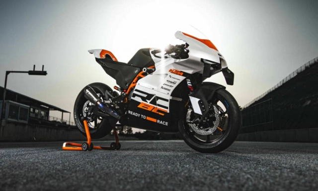 Ktm rc 8c 2024 ra mắt đắt hơn và độc quyền hơn bao giờ hết