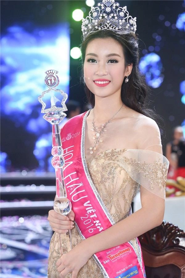 Lạ đời thay điểm trừ nhan sắc này của đỗ mỹ linh chính là điều bao cô gái mơ ước
