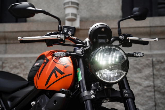 Lần đầu tiên triumph trident 660 giảm giá cực sâu chỉ bằng giá xe đã qua sử dụng