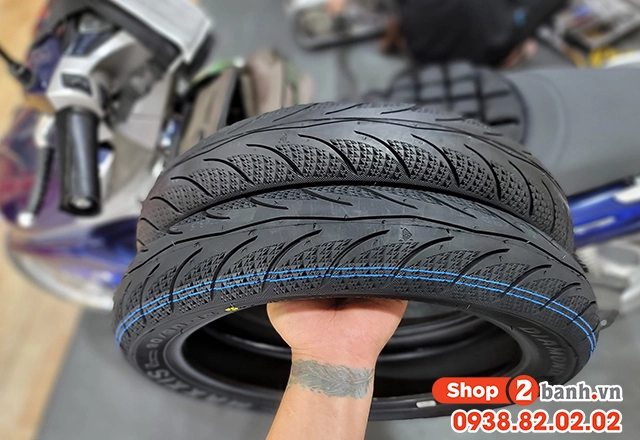 Liệu sẽ an toàn hơn khi sử dụng vỏ xe có độ bám đường cao