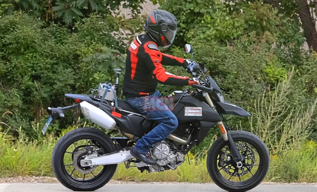 Lộ ảnh ducati hypermotard xi-lanh đơn mới đang được phát triển