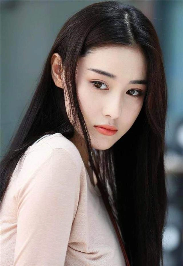 Loạt ảnh không muốn nhìn lại của kỳ duyên và sao việt thời đen như cột nhà cháy