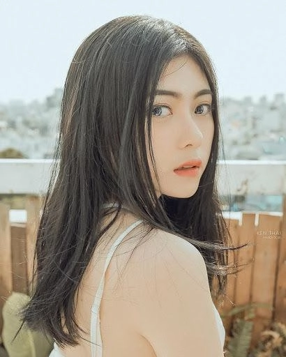 Lột xác vì tình cũ 9x kiếm hơn 100 triệutháng lượng follow khủng không thua ngôi sao
