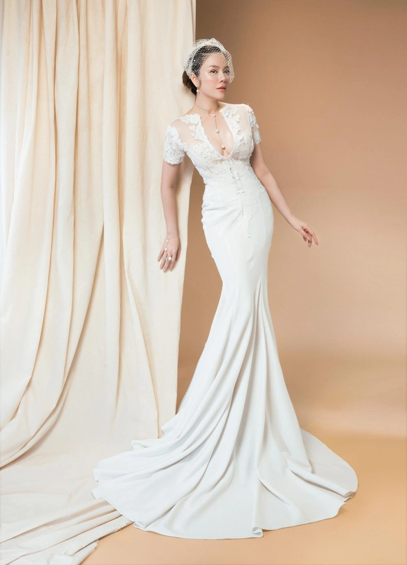 Lý nhã kỳ bất ngờ tung ảnh cô dâu đẹp như tiên nữ mùa xuân