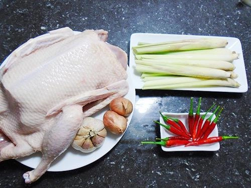 Mách chị em cách luộc vịt ngon lại thơm nức chẳng còn mùi hôi ai ăn cũng thích
