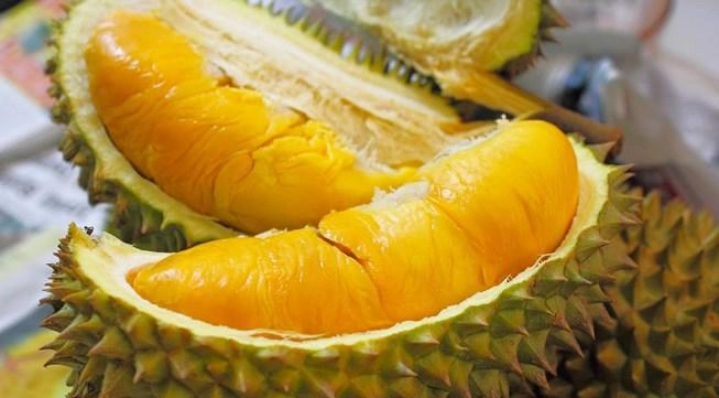 Mách chị em cách phân biệt trái cây chứa hóa chất trong ngày hè chỉ với vài mẹo đơn giản