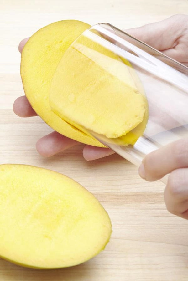 Mách chị em thêm những cách bổ bày hoa quả đơn giản mà đẹp mắt