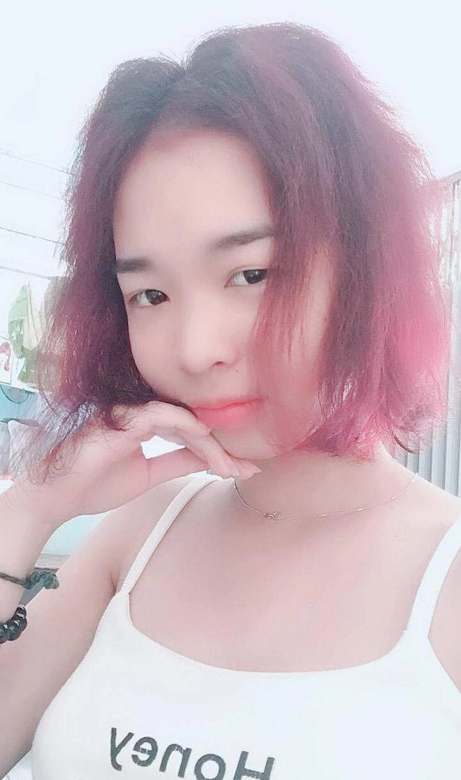 Mang ảnh hot girl đi làm tóc giá 18 triệu cô gái điếng người nhận lại kiểu tóc điện giật