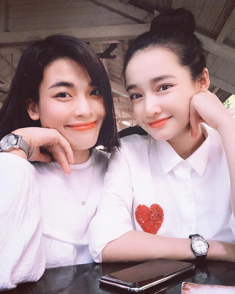 Mắt thâm quầng da đen sạm sau 1 tháng sinh con đây mới là nhan sắc thật của nhã phương