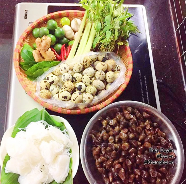 Mát trời cả nhà sì sụp đĩa ốc luộc ăn kèm bún chấm đậm đà dân dã