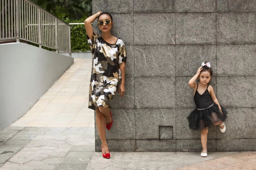 Mấy ai biết con gái lai tây của đoan trang ngày càng mặc đẹp xinh xắn