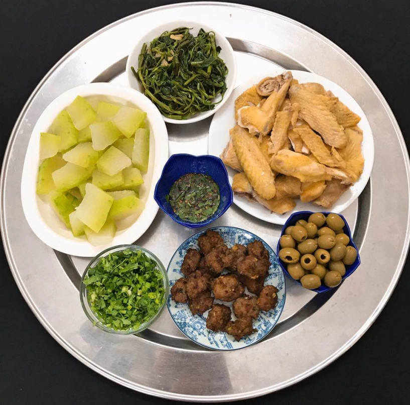 Mẹ 2 con chia sẻ những mâm cơm đón gió mùa về chị em rần rần hỏi kinh nghiệm
