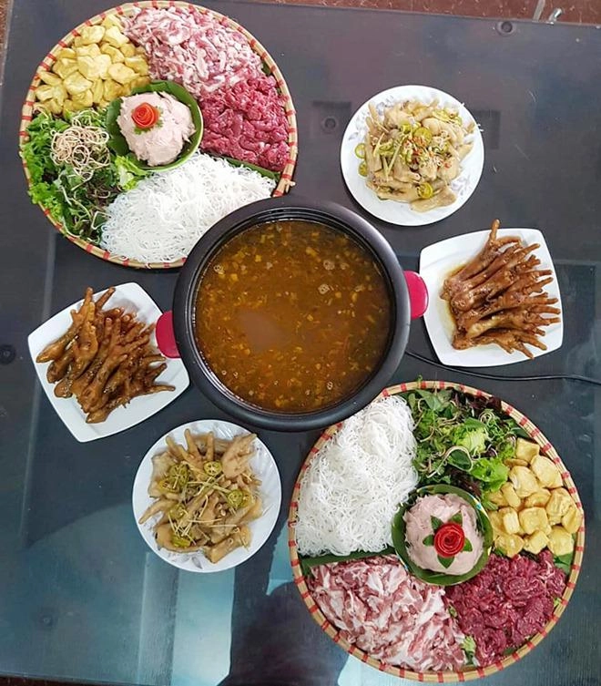 Mẹ 2 con khoe những nồi lẩu nóng bỏng lưỡi hội chị em xem xong thắc mắc nhất 1 điều