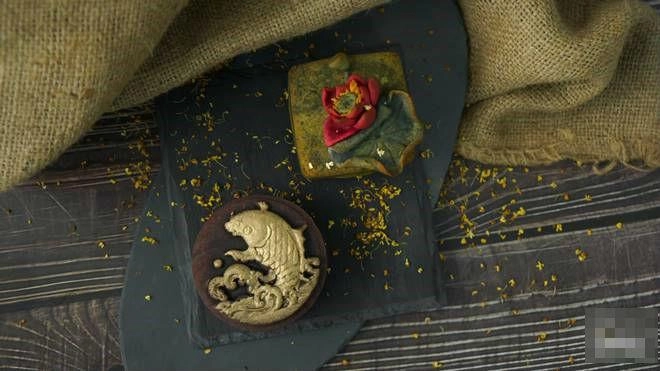 Mẹ 8x mang hồn hoa vào bánh trung thu truyền thống ai nhìn cũng ngỡ ngàng tưởng tranh vẽ
