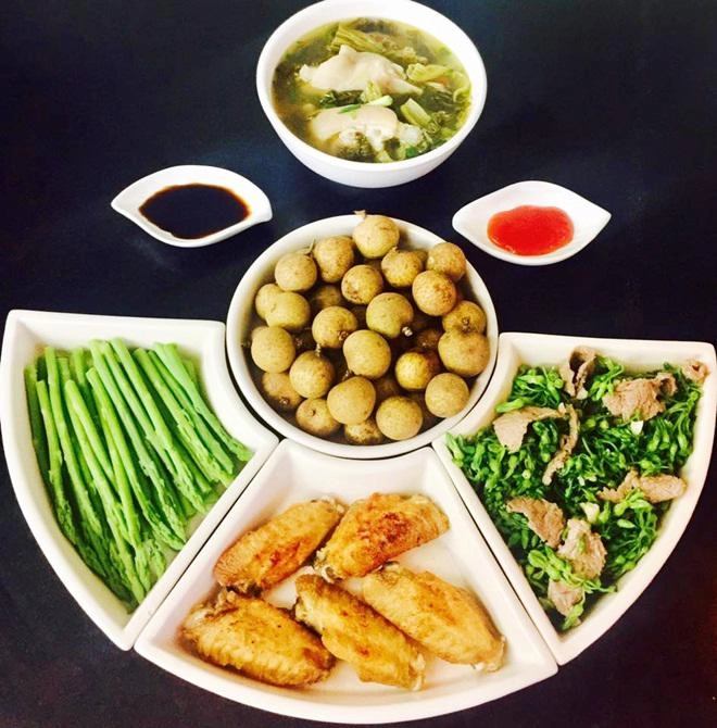 Mẹ đảm cứ vào bếp là phải nấu ngon dọn lên mâm phải đẹp khiến chồng con thích mê