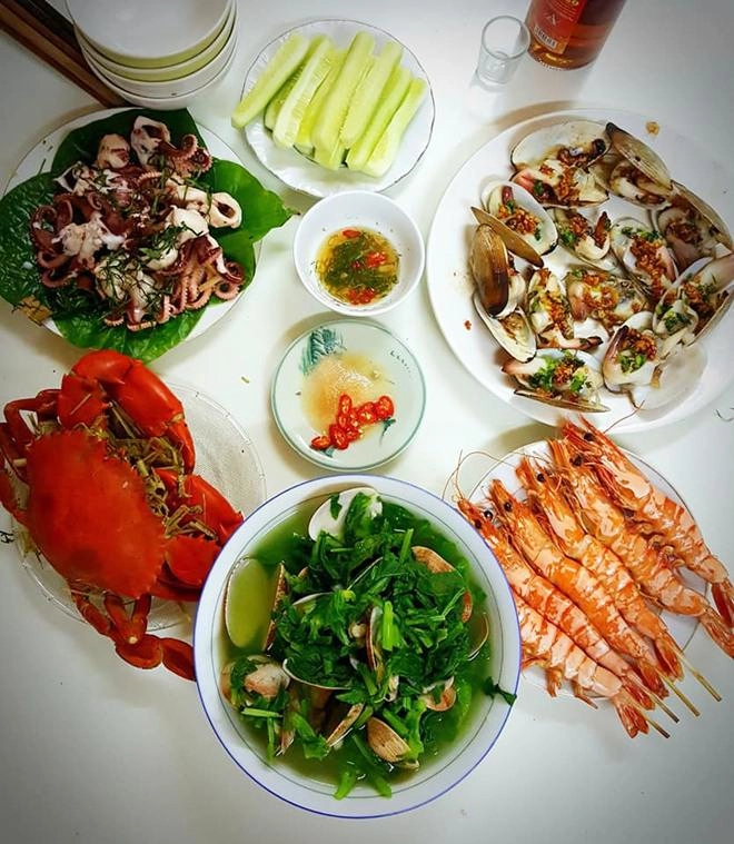 Mẹ đảm khoe những bữa ăn hấp dẫn cho ngày chán cơm chả biết ăn gì