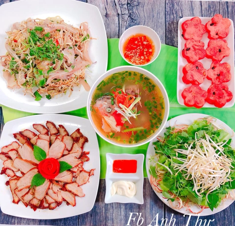 Mẹ dược sĩ chỉ nấu cơm nhà nhưng hội chị em nhìn thấy đòi chấm ngay điểm 10
