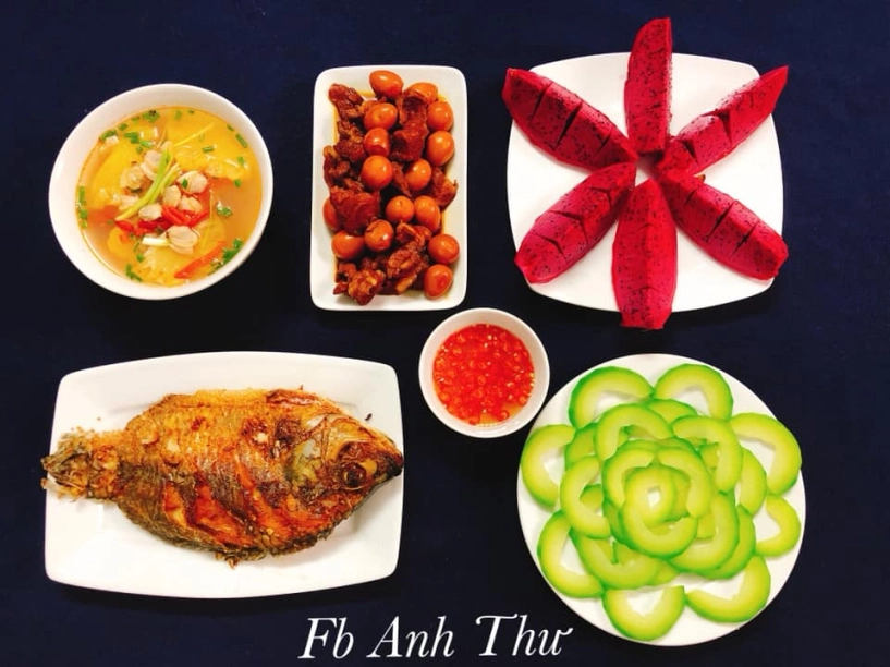 Mẹ dược sĩ chỉ nấu cơm nhà nhưng hội chị em nhìn thấy đòi chấm ngay điểm 10