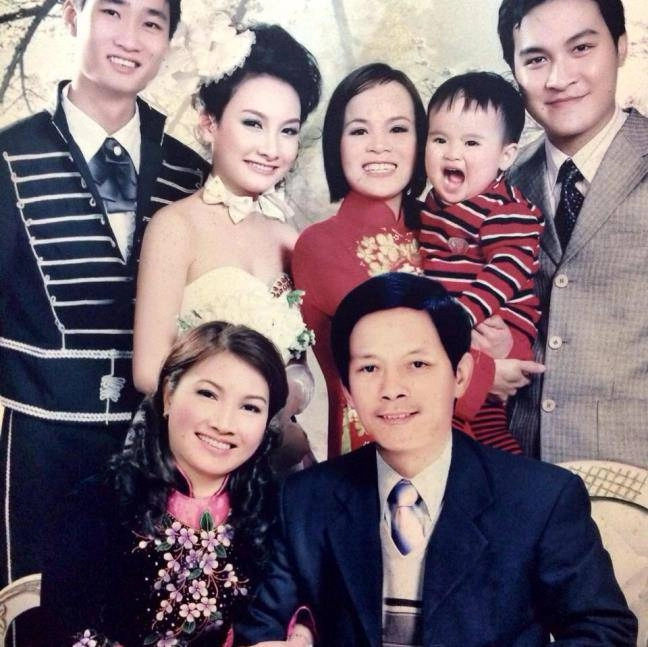 Mẹ ruột bảo thanh là giai nhân nức tiếng bắc ninh con gái hưởng gen mẹ đẹp tới mức bị nghi thẩm mỹ