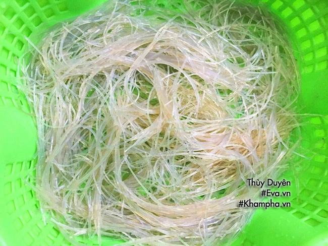 Miến xào hải sản ăn sáng sang chảnh ngày cuối tuần