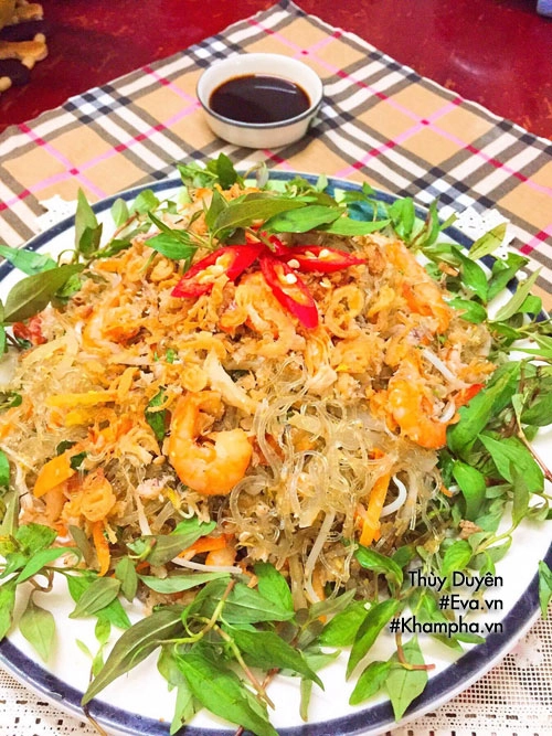Miến xào hải sản ăn sáng sang chảnh ngày cuối tuần