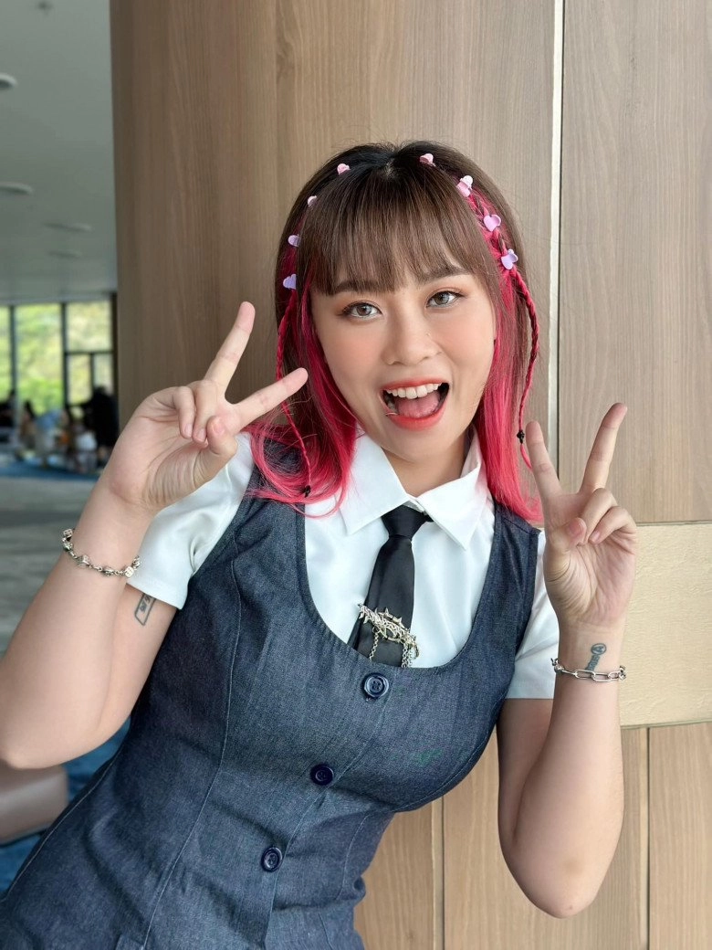 Misthy - nữ streamer lột xác đầy nữ tính u30 ngày càng thăng hạng về nhan sắc