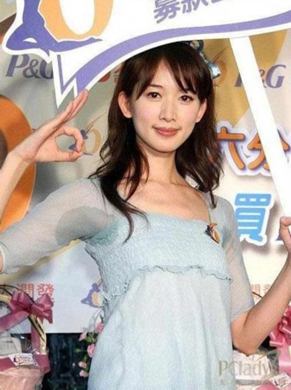 Mồ hôi cánh ác mộng ngày hè của hhen niê đặng thu thảo và chị em ta
