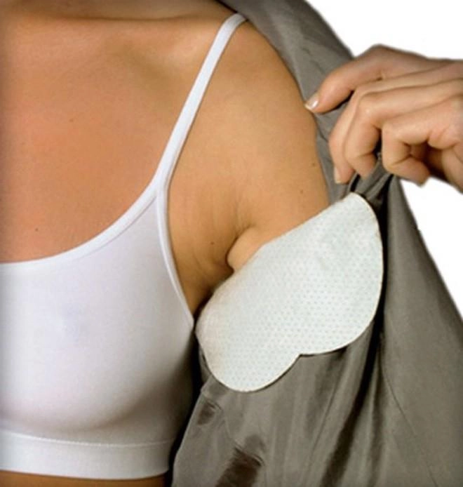 Mồ hôi cánh ác mộng ngày hè của hhen niê đặng thu thảo và chị em ta