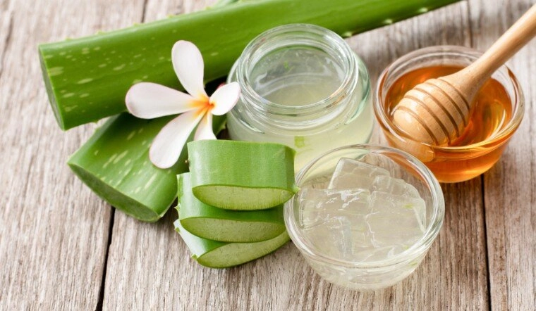 Muốn da đẹp không đi spa kết hợp 2 nguyên liệu rẻ bèo này thoa lên mặt người thường cũng thành hoa hậu