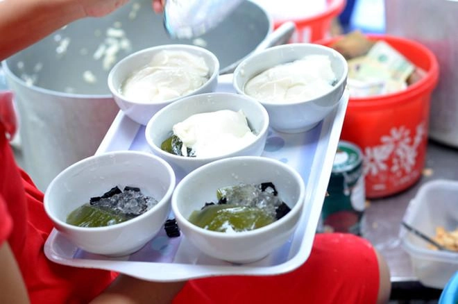 Nắng nóng thế này nhất định phải đi ăn tào phớ thạch găng mát lịm chỉ 8 nghìnbát