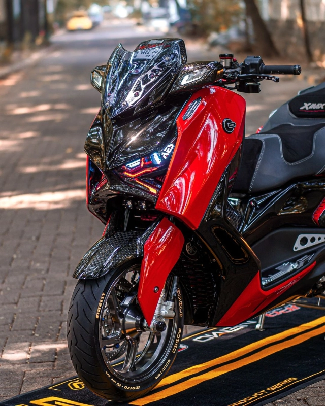 Ngầu không tưởng với bản dựng yamaha xmax có 1 0 2 từ indonesia