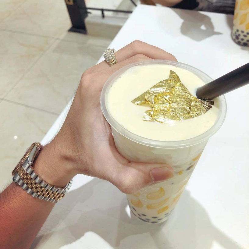 Ngày vía thần tài đi ăn 4 món dát vàng ở việt nam để cả năm tiền vào như nước