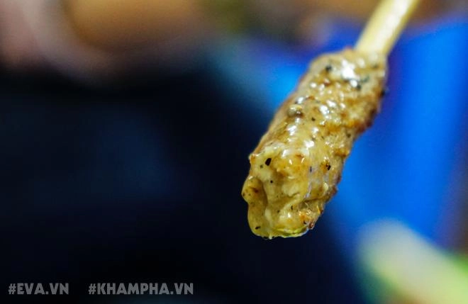 Nhâm nhi bánh xèo giòn tan chuẩn vị đà nẵng phố đội cấn giữa mùa đông hà nội