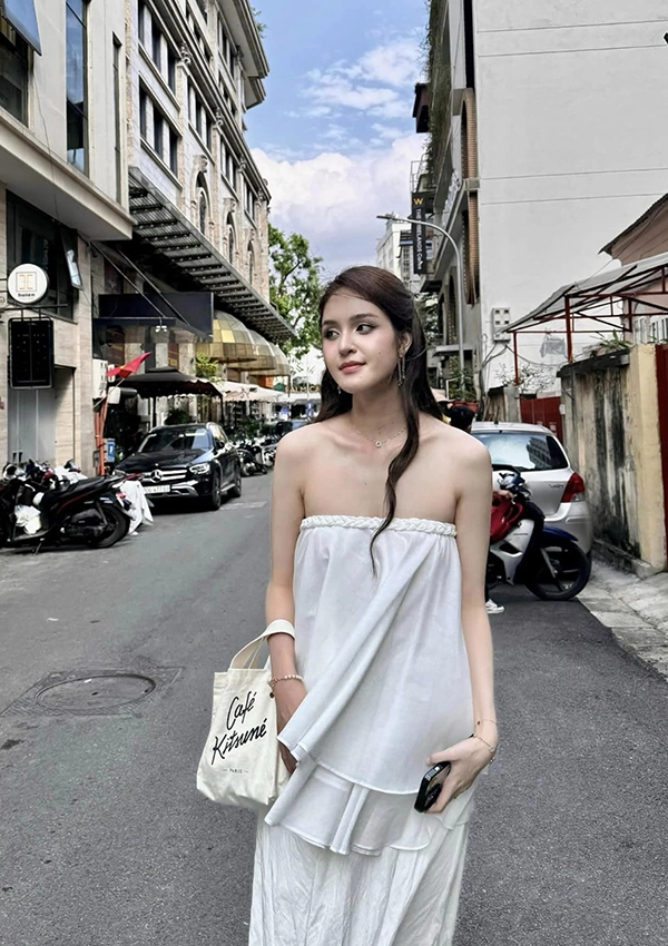 Nhan sắc á hậu hoàng anh sau khi giảm 22kg