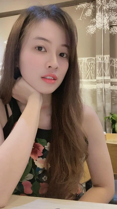 Nhan sắc hiện tại cô gái bán hủ tiếu đóng mv hồ quang hiếu