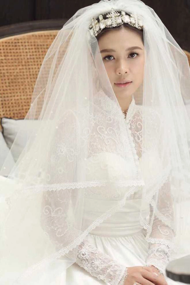Nhan sắc và phong cách đáng ngưỡng mộ của vợ sắp cưới btv quang minh