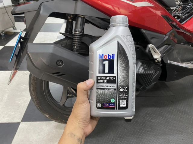 Nhớt mobil 1 - nhớt tổng hợp hàng đầu thế giới dành cho thị trường việt