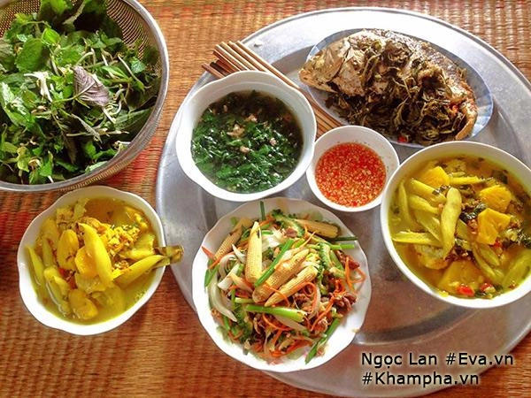 Những bà nội trợ vụt sáng thành thần tượng mxh năm 2017 nhờ loạt mâm cơm ngon chảy nước miếng