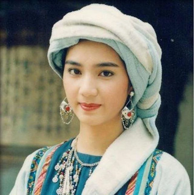 Những mỹ nhân màn ảnh nhỏ từng bị chồng phản bội vẫn vực dậy và toả sáng nhan sắc