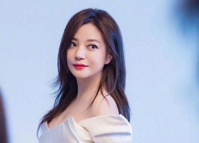 Những nhan sắc thuộc hàng quốc bảo hàn - trung có khi cũng muốn giấu nhẹm đi hình ảnh này