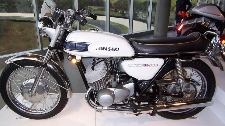 Những pkl cổ điển của kawasaki giá như siêu xe