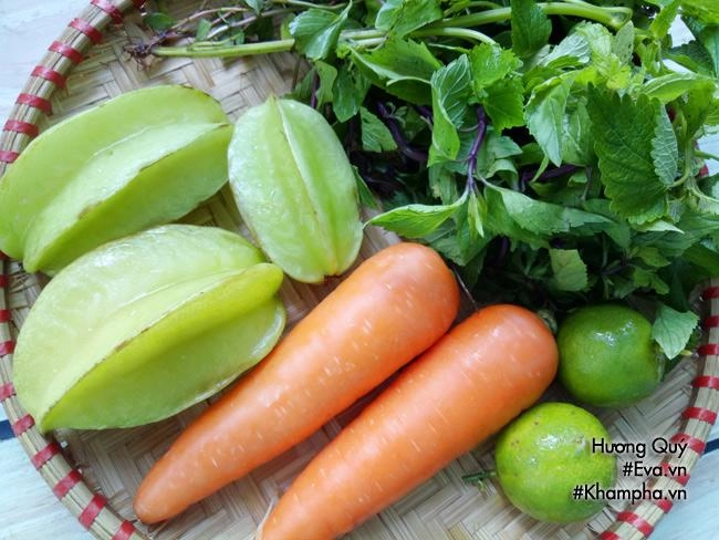Nộm sứa tai heo giòn sần sật ai ăn cũng phải gật đầu khen ngon