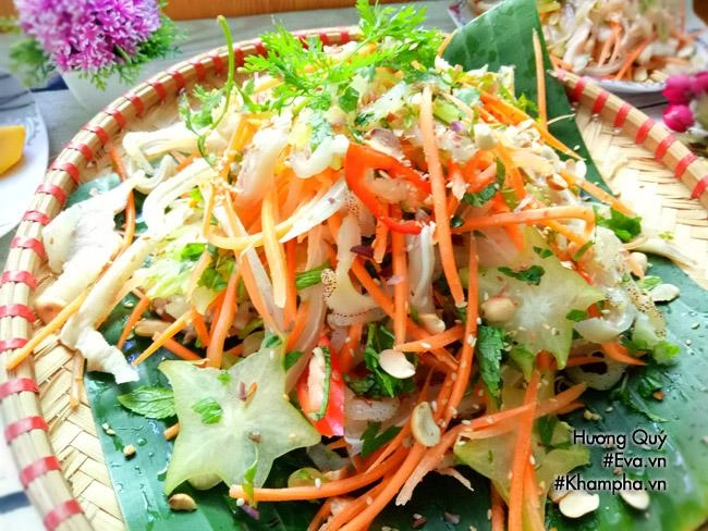 Nộm sứa tai heo giòn sần sật ai ăn cũng phải gật đầu khen ngon