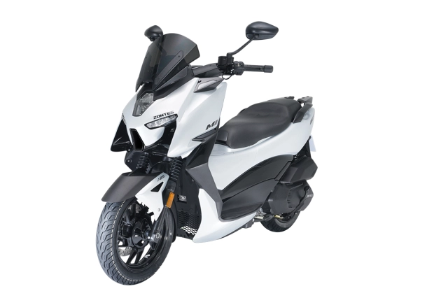 Pcx160 đụng phải đối thủ lớn - thiết kế thể thao hơn mạnh hơn nhiều công nghệ hơn