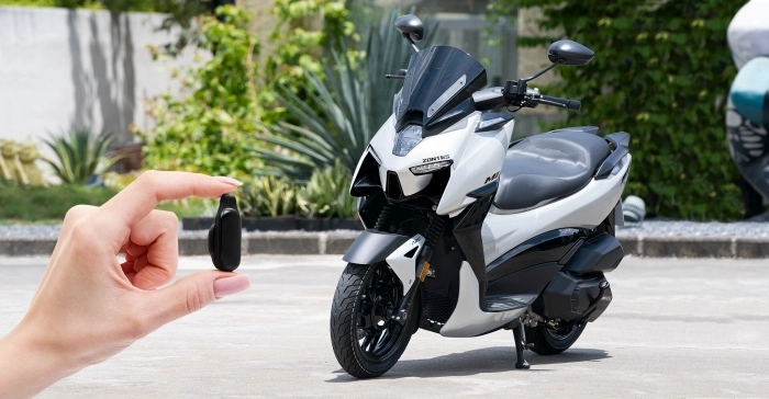 Pcx160 đụng phải đối thủ lớn - thiết kế thể thao hơn mạnh hơn nhiều công nghệ hơn
