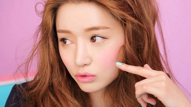 Phong cách trang điểm ngọt lịm giúp bạn tỏa sáng trong ngày valentines khiến chàng mê đắm