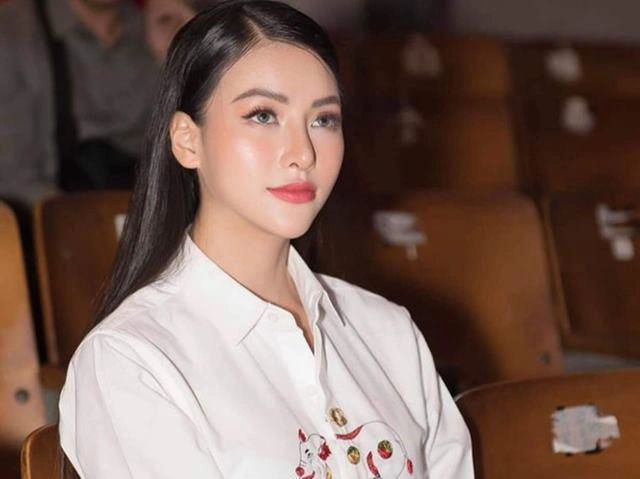 Phương khánh bất ngờ gây hoang mang trước gương mặt cứng đơ chiếc mũi dài kém tự nhiên