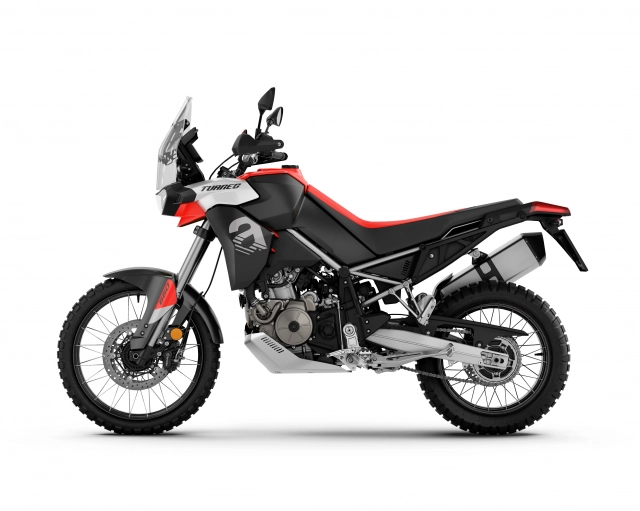 Piaggio việt nam giới thiệu 3 mẫu xe mới của thương hiệu aprilia và moto guzzi
