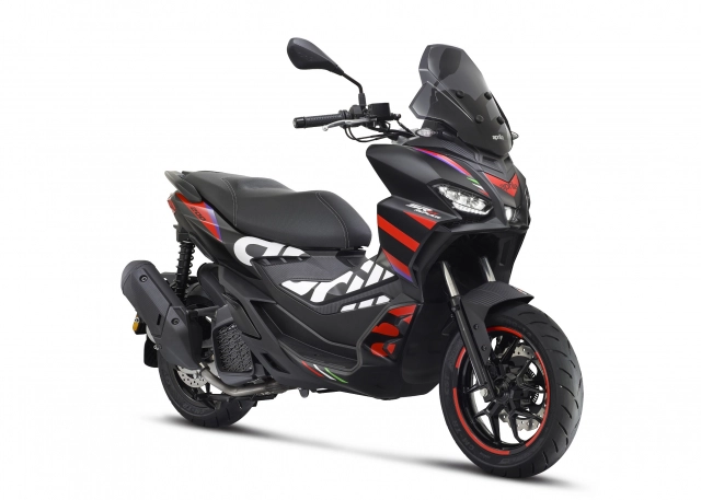 Piaggio việt nam giới thiệu 3 mẫu xe mới của thương hiệu aprilia và moto guzzi